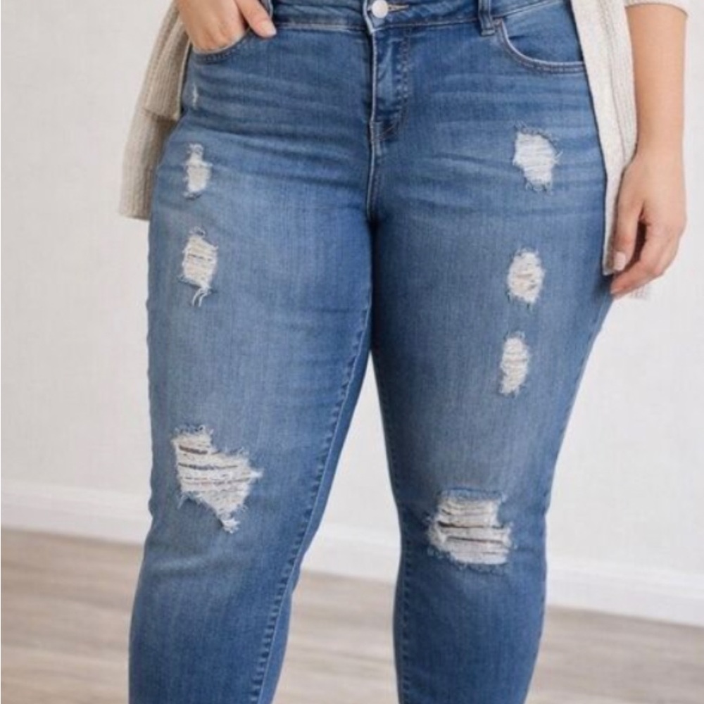 Women's Distressed High-Rise Blue Jeans